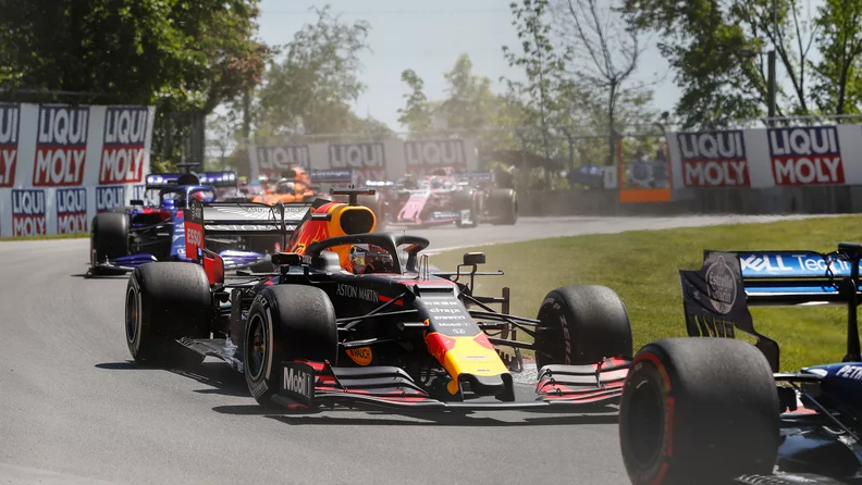 F1 race car
